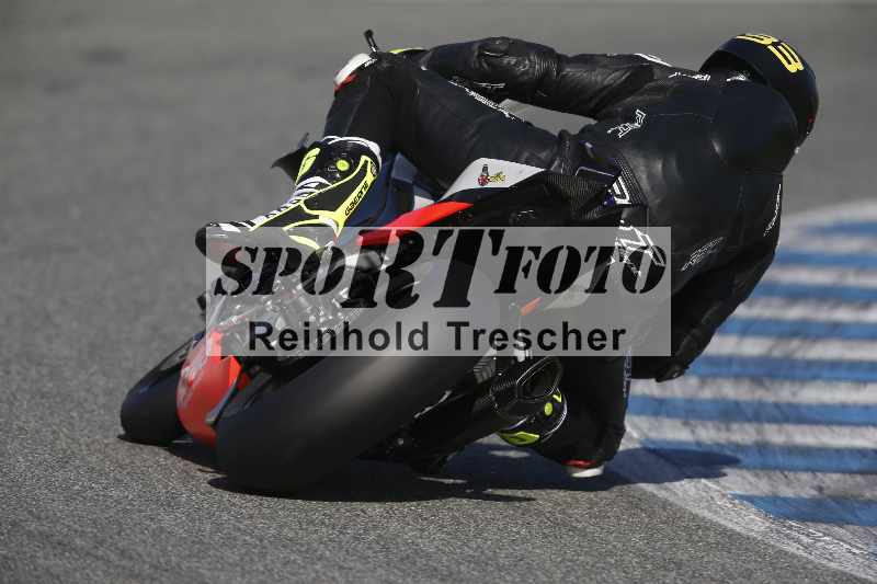 /Archiv-2024/02 29.01.-02.02.2024 Moto Center Thun Jerez/Gruppe gelb-yellow/backside